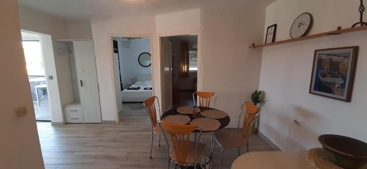 Apartment Mezaroca Rogoznica  Exteriér fotografie