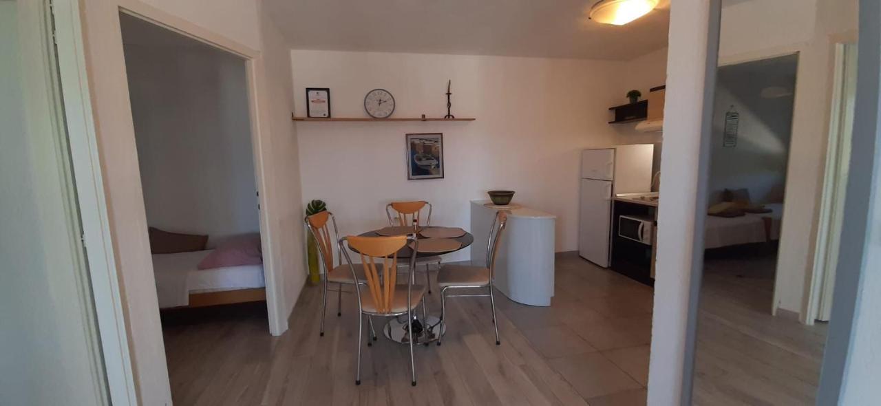 Apartment Mezaroca Rogoznica  Exteriér fotografie
